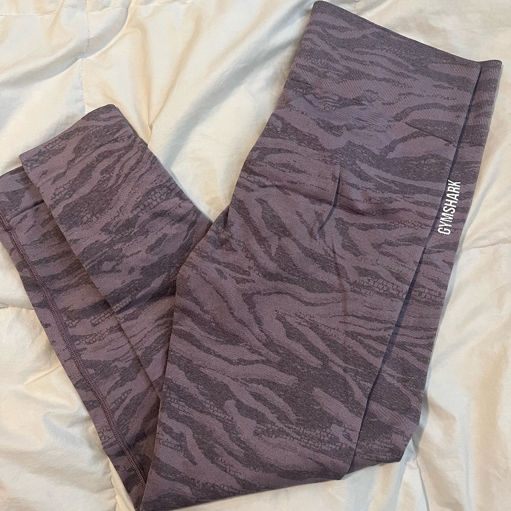 Gymshark Animal Adapt Leggings Size XL Zebra Purple